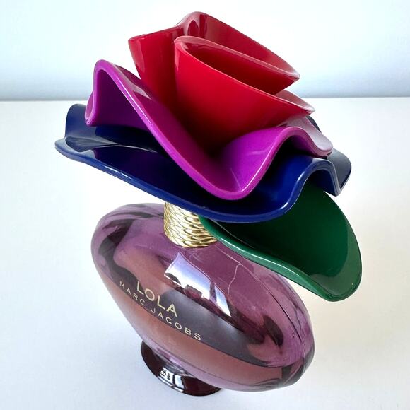 Marc Jacobs LOLA Eau De Parfum Perfume Spray Women 3.4oz 100ml 50% Full Used - Picture 4 of 8